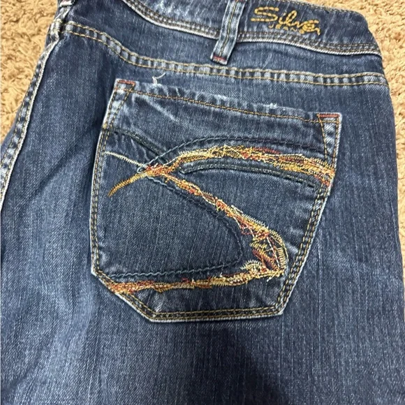 Silver Akio Flood Blue Women's Jeans - Picture 3 of 6